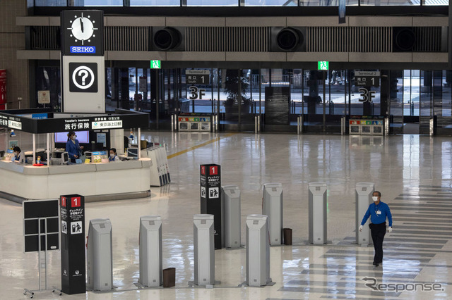 3月26日、成田空港