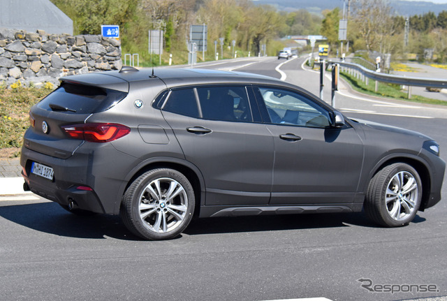 BMW X2 改良新型プロトタイプ(スクープ写真)