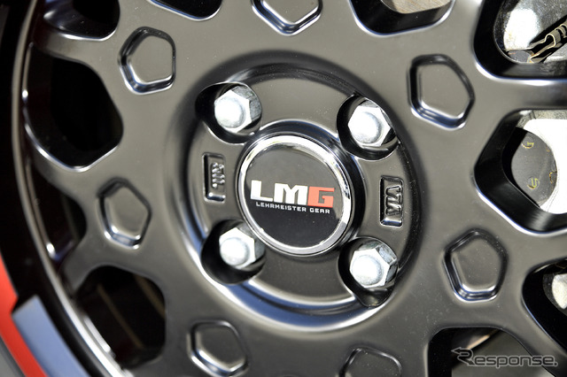 レアマイスター【LMG MS-9W】推奨サイズ:15×4.5J Inset45 4H-100/タイヤサイズ:165/60R15