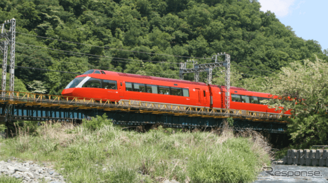 5月2～6日に全列車が運休する小田急ロマンスカー。写真は70000形GSE。