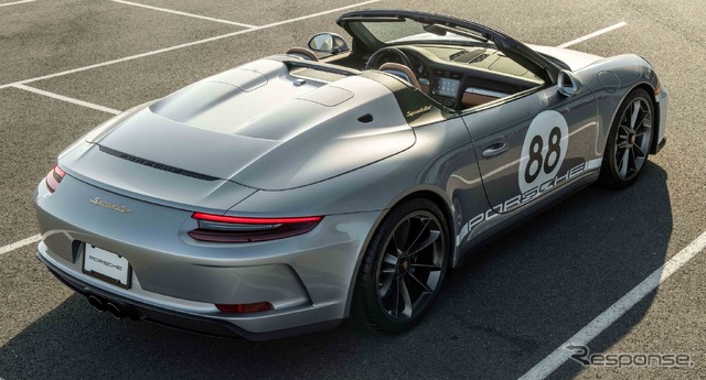 ポルシェ 911 スピードスター(991型)