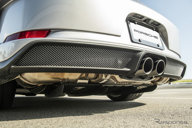 ポルシェ 911 スピードスター(991型)