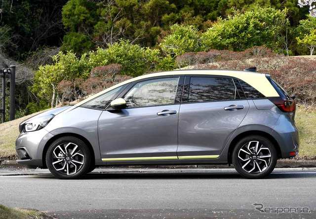 ホンダ フィット 新型(NESS)