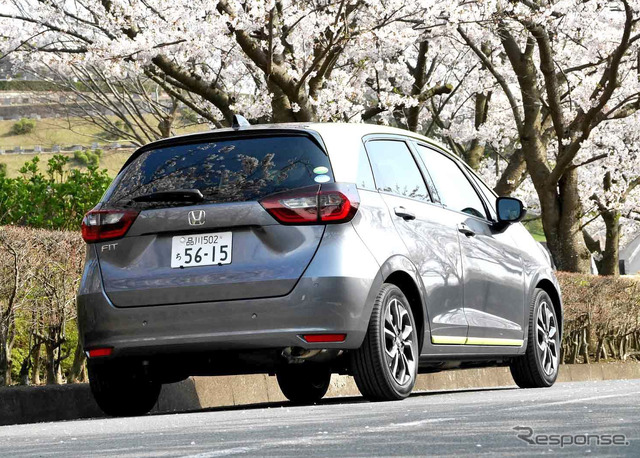 ホンダ フィット 新型(NESS)