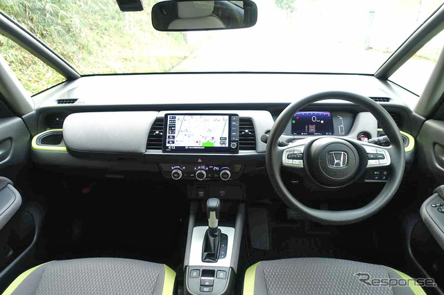 ホンダ フィット 新型(NESS)