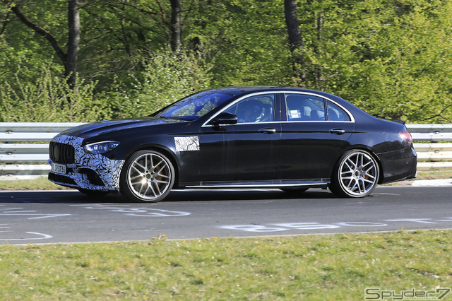 メルセデス AMG E63 改良新型プロトタイプ スクープ写真
