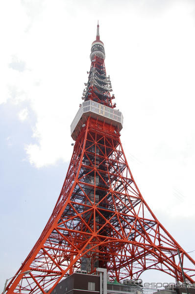 東京タワーにスマートの自動販売機が出現?