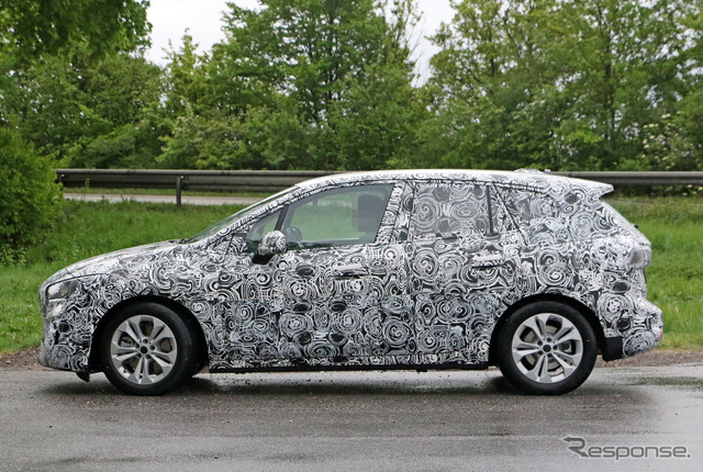 BMW 2シリーズ アクティブツアラー 次期型プロトタイプ(スクープ写真)