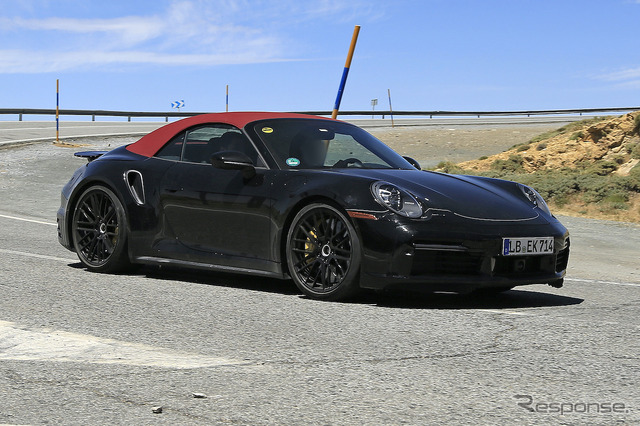 ポルシェ 911ターボ カブリオレ 新型(スクープ写真)