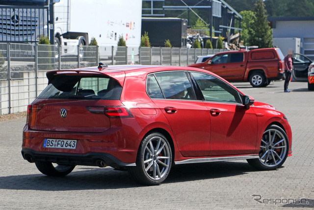 VW ゴルフGTI TCR 市販型プロトタイプ（スクープ写真）