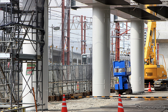竹ノ塚駅 引き上げ線にとまる東武10000系(2020年5月12日撮影)