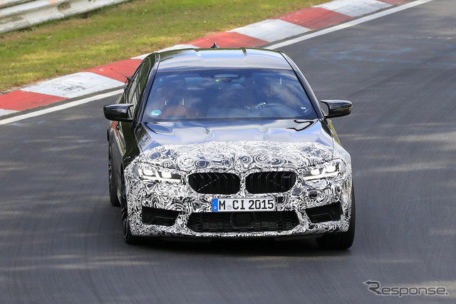 BMW M5 セダン 改良新型プロトタイプ(スクープ写真)