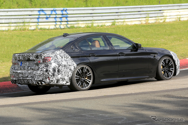 BMW M5 セダン 改良新型プロトタイプ(スクープ写真)