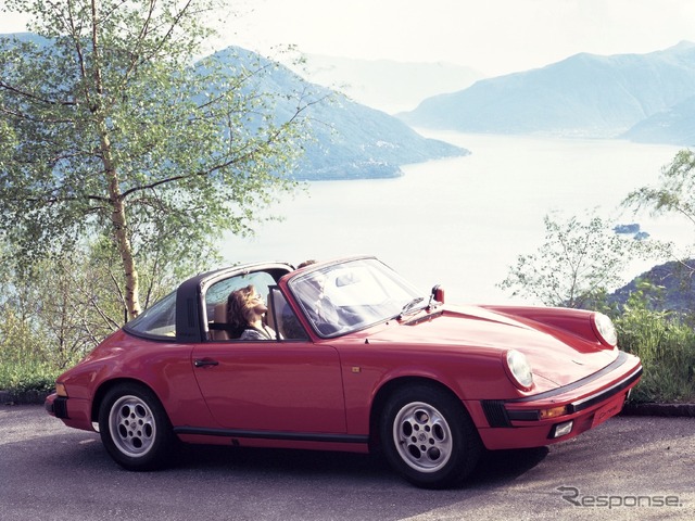930型・911カレラ3.2タルガ(1984年)