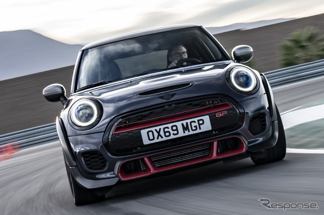 MINI ジョンクーパーワークス(JCW)GP 新型