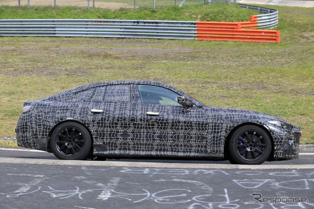 BMW 4シリーズ グランクーペ 新型プロトタイプ(スクープ写真)