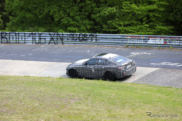 BMW 4シリーズ グランクーペ 新型プロトタイプ(スクープ写真)