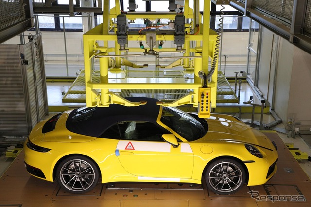 注文した新車の生産状況がリアルタイムで確認できる「マイ・ポルシェ」の「ビハインド・シーン」機能
