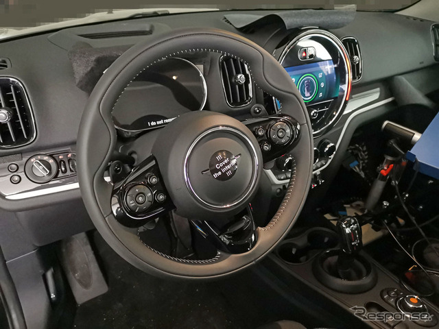 MINI クロスオーバー 改良新型プロトタイプ(スクープ写真)