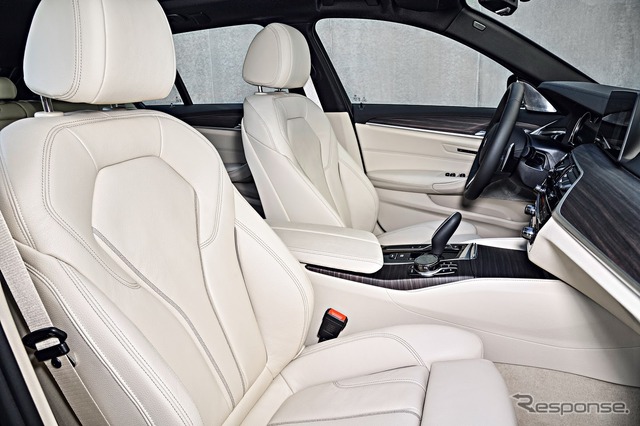現行BMW 5シリーズ・ツーリング(参考画像)