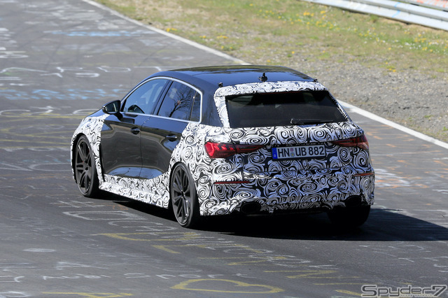 アウディ RS3スポーツバック 新型プロトタイプ(スクープ写真)