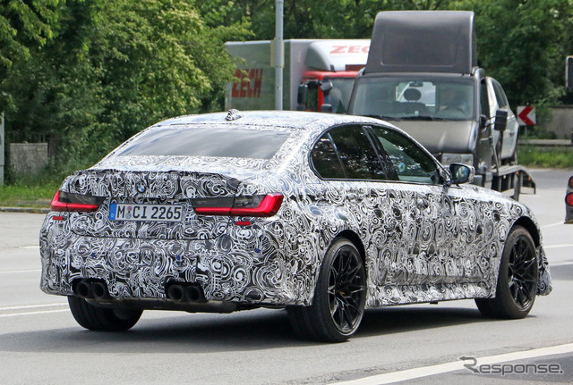 BMW M3 CS 新型プロトタイプ スクープ写真