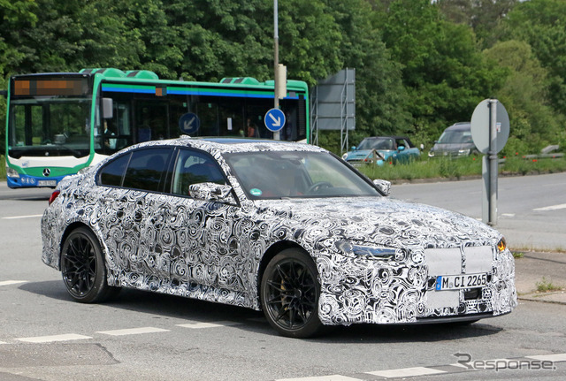 BMW M3 CS 新型プロトタイプ スクープ写真