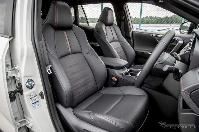 トヨタ RAV4 PHV(プロトタイプ)