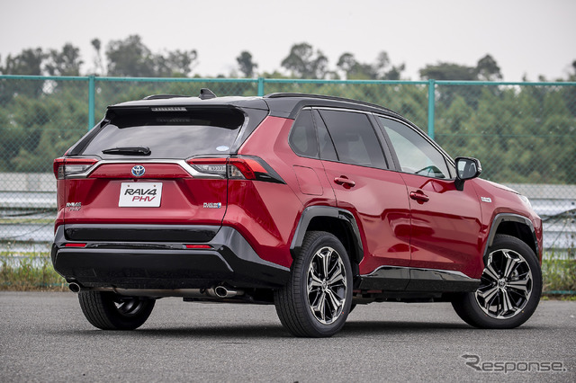 トヨタ RAV4 PHV BLACK TONE(プロトタイプ)