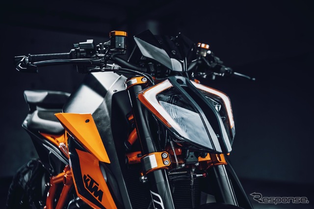 KTM 1290スーパーデュークR