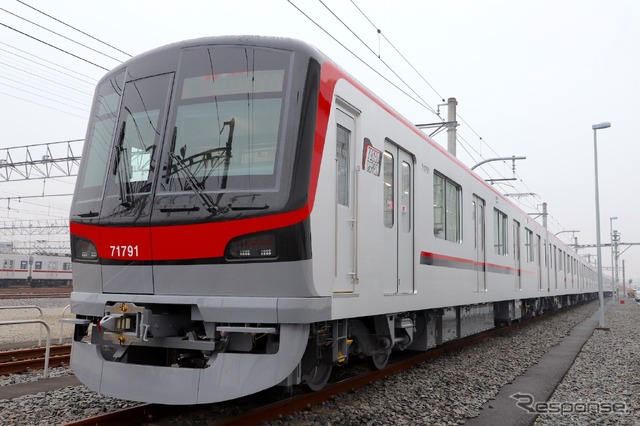 東武70000系70090型 THライナー