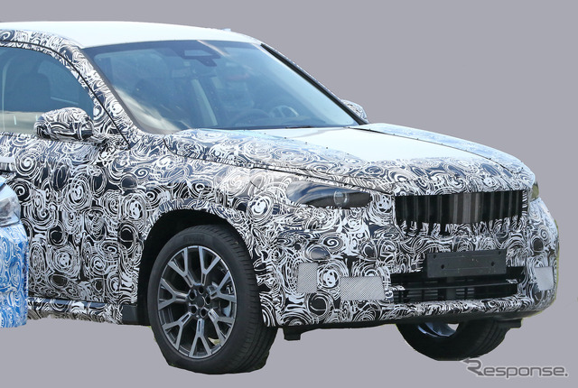 BMW X1 次期型プロトタイプ(スクープ写真)