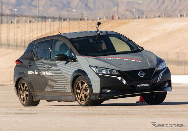 日産の次世代電動4WD「e-4ORCE」のテスト車両(リーフがベース)