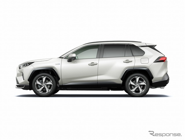 トヨタ RAV4 PHV G