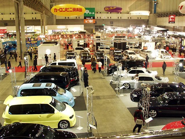 【オートサロン2002速報】クルマ好きの祭典、スタート!!