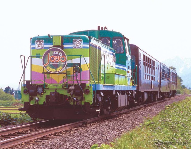 JR北海道のレギュラーな観光列車も再開へ。写真は『富良野・美瑛ノロッコ号』。