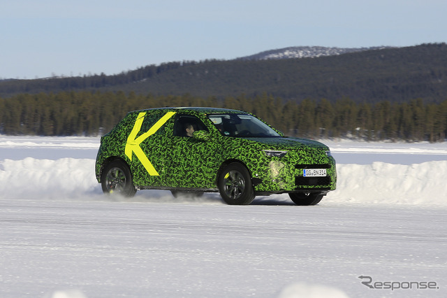 オペル モッカX 次期型プロトタイプ(スクープ写真)