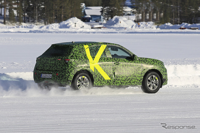 オペル モッカX 次期型プロトタイプ(スクープ写真)