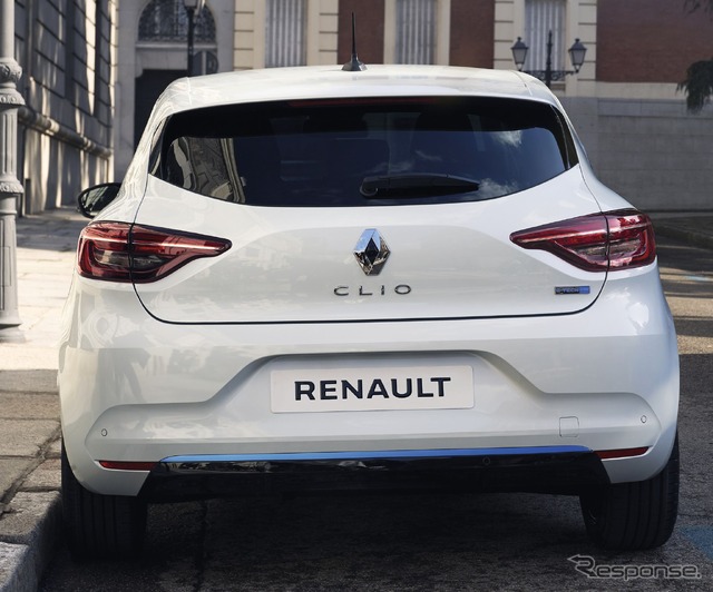ルノー・クリオ (ルーテシアに相当)新型の「E-TECH」搭載車