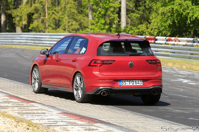 VW ゴルフ GTI TCR 市販型 プロトタイプ スクープ写真