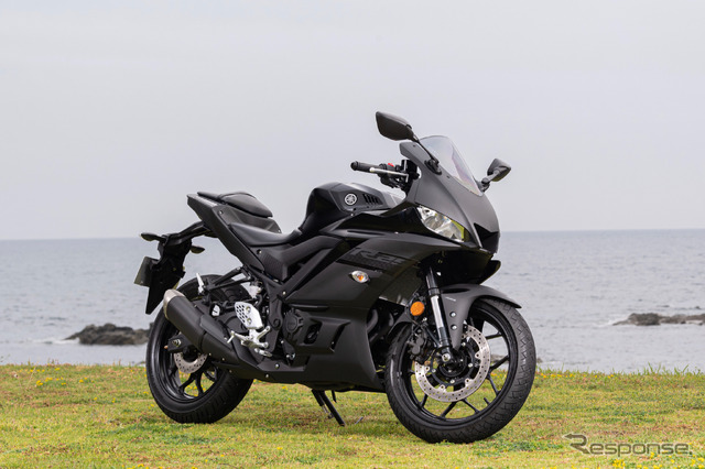 テスト車両は250ccのスポーツモデル、ヤマハ『YZF-R25』