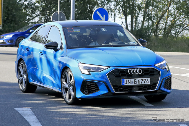 アウディ S3セダン 新型プロトタイプ(スクープ写真)