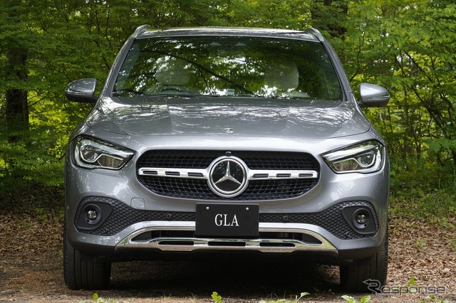 メルセデスベンツ GLA 新型