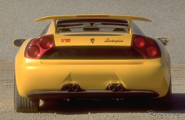 ランボルギーニのV10スーパーカー3月発表!!「待ってろフェラーリ」