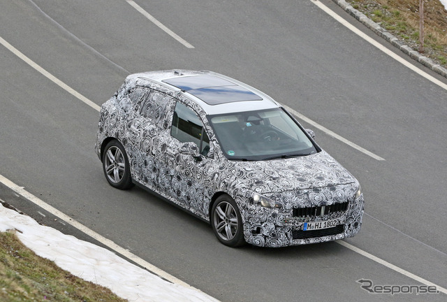 BMW 2シリーズ アクティブツアラー 開発車両スクープ写真