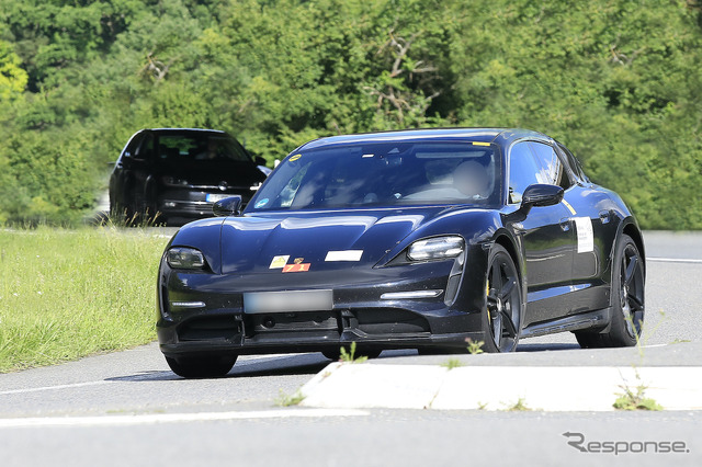 ポルシェ タイカン・クロスツーリスモ 市販型プロトタイプ(スクープ写真)