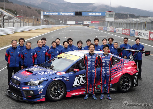 今年2月、ニュルブルクリンク24時間レース参戦に向けてSTI陣営が実施した「シェイクダウン」の模様(場所は富士スピードウェイ)。