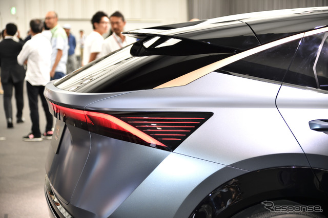 日産アリア・コンセプト(東京モーターショー2019出品車)