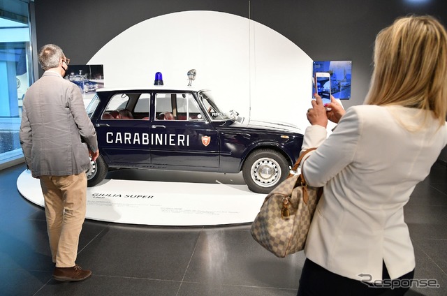 「制服を着たアルファロメオ」展のイタリア国家憲兵「カラビニエリ」向け歴代車両