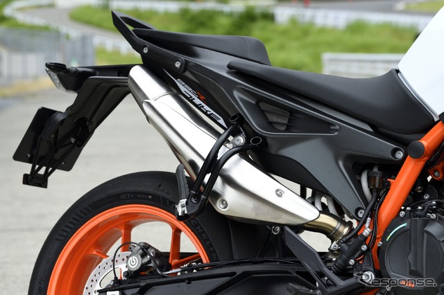 KTM 890DUKE R